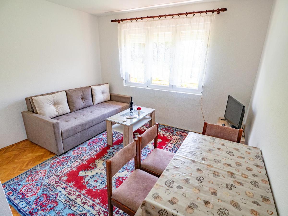 Apartments Karamach Ohri Dış mekan fotoğraf